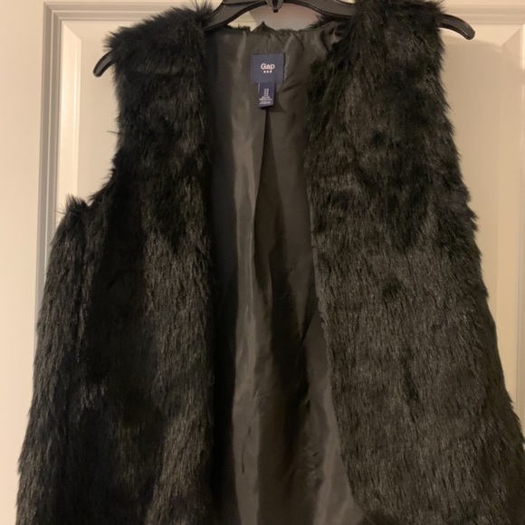 Gap Black Fur Vest - Picture 1 of 1